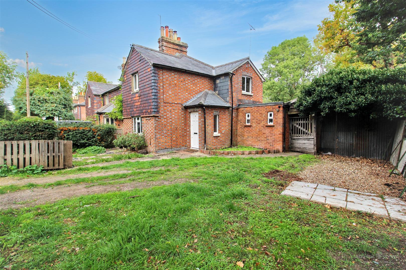 Mill Lane, Padworth, Reading